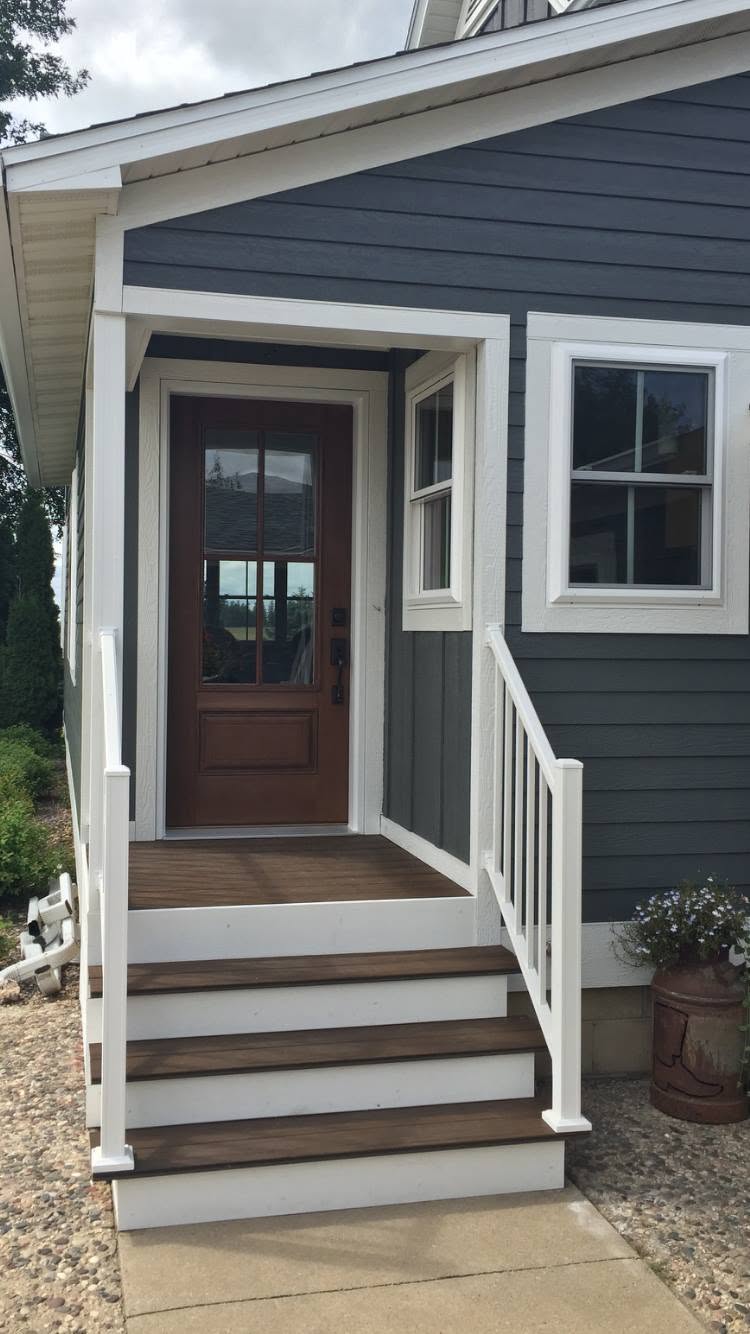 Exterior Doors materials at Beaver Builders' Supply